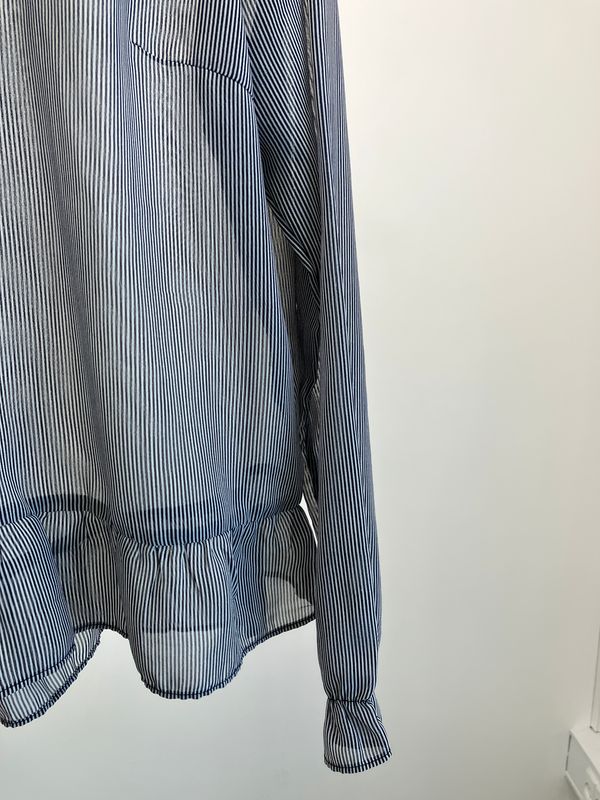 Neo Noir Bluse